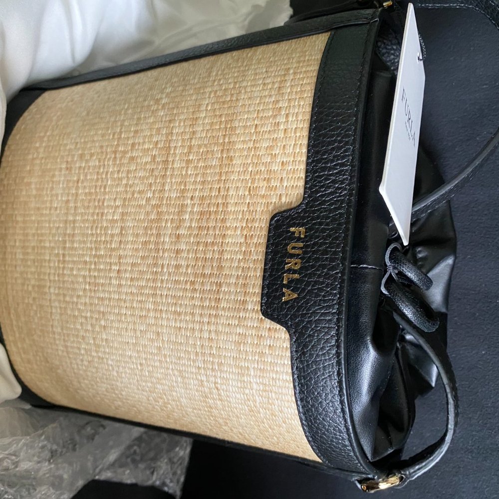 Furla bag - Picture 2 of 9